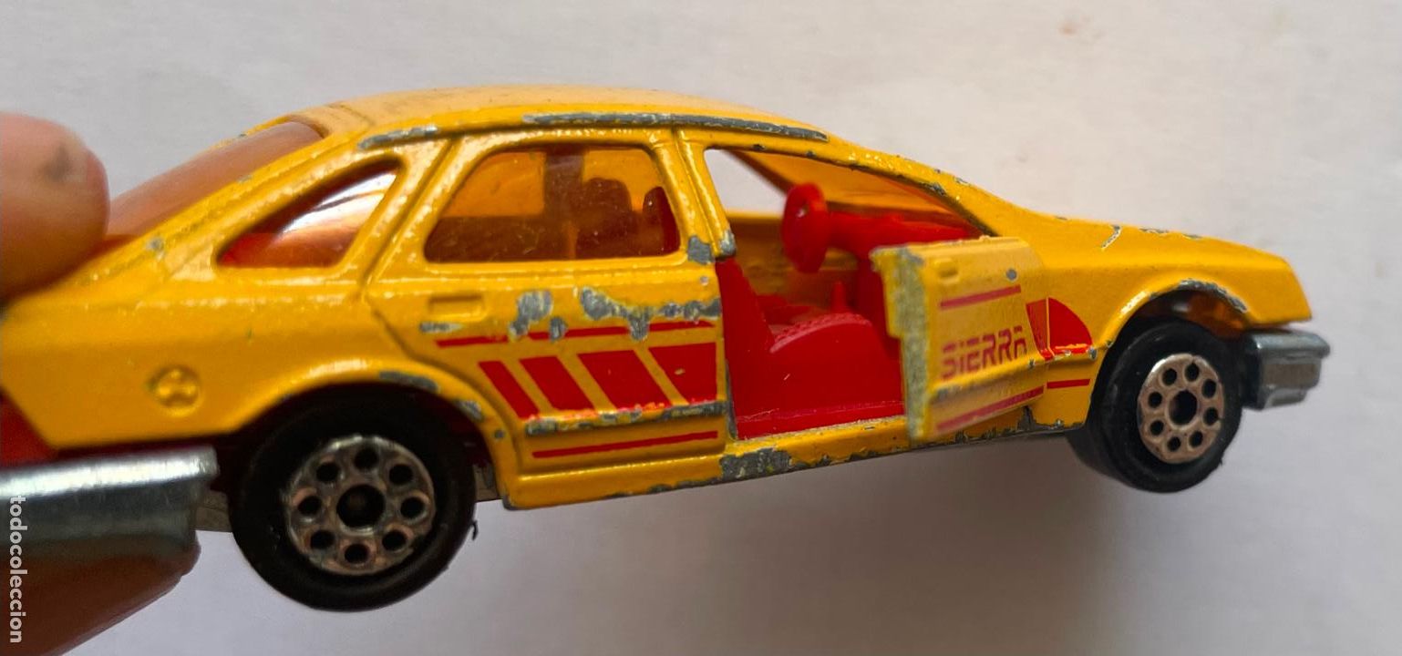 Coches a escala: FORD SIERRA MAJORETTE Leer - Foto 2