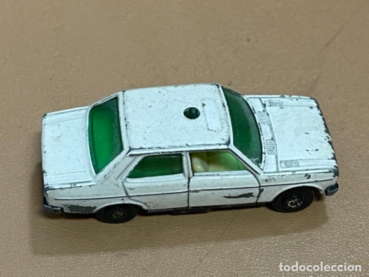 Coches a escala: SEAT 131 POLICIA DE GUISVAL ORIGINAL A&Ntilde;OS 70-80 sin pegatinas