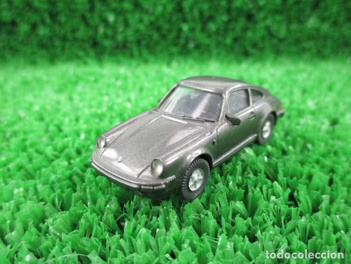 Coches a escala: COCHE ESCALA 1:87 REF B7 - Foto 1