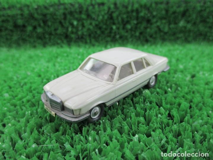 Coches a escala: COCHE ESCALA 1:87 REF B13 - Foto 1