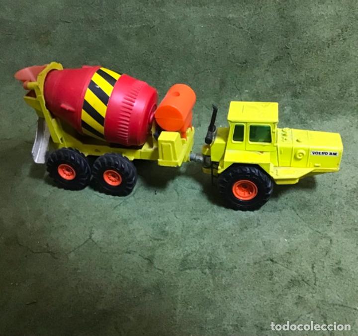 Coches a escala: VOLVO MB 860 TC, GORGI - Foto 1