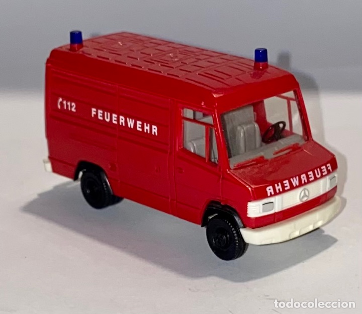 Coches a escala: Herpa Mercedes 609D - Foto 1