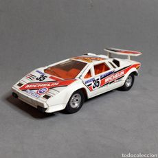 La nouvelle Lamborghini Countach a pris la route ! (+ vidéo La nouvelle Lamborghini Countach a pris la route ! (+ vidéo