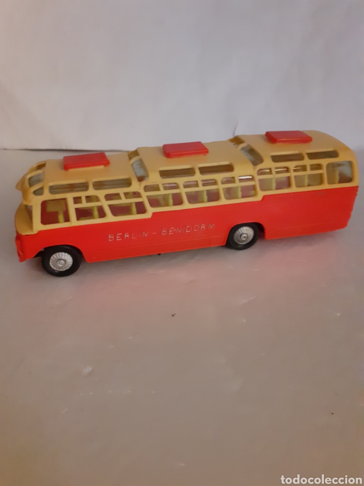 Coches a escala: JYESA AUTOBUS BERLIN BENIDORM - Foto 1