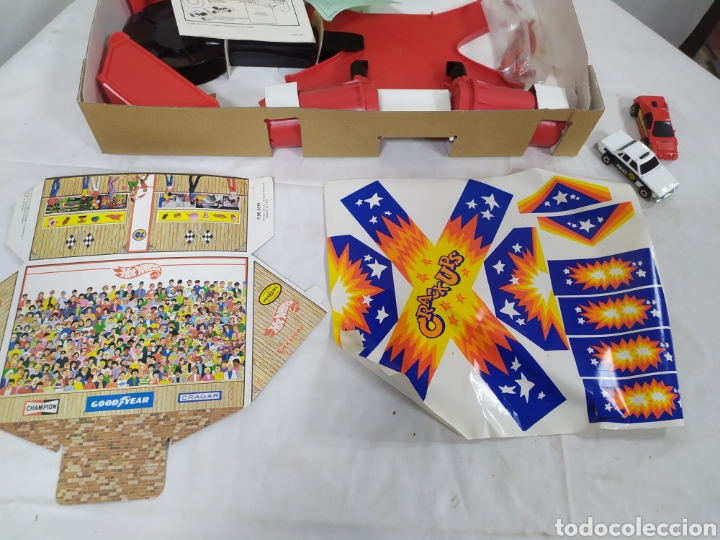 Coches a escala: CrackUps de HotWheels - Foto 3