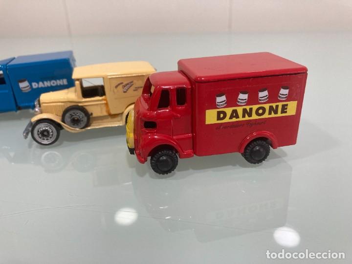Coches a escala: LOTE DE 4 VEHICULOS DANONE - Foto 5