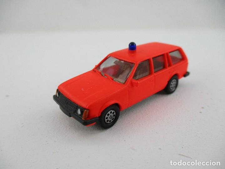 Coches a escala: COCHE ESCALA 1:87 REF FK - Foto 1