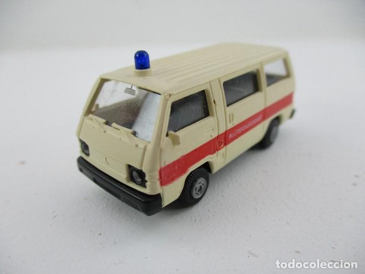 Coches a escala: COCHE ESCALA 1:87 REF FK - Foto 1