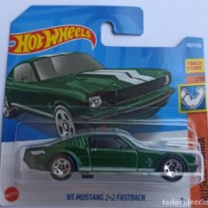 Coches a escala: HOT WHEELS '65 MUSTANG 2+2 FASTBACK. MUSCLE MANIA 1/10. Lote 349699399