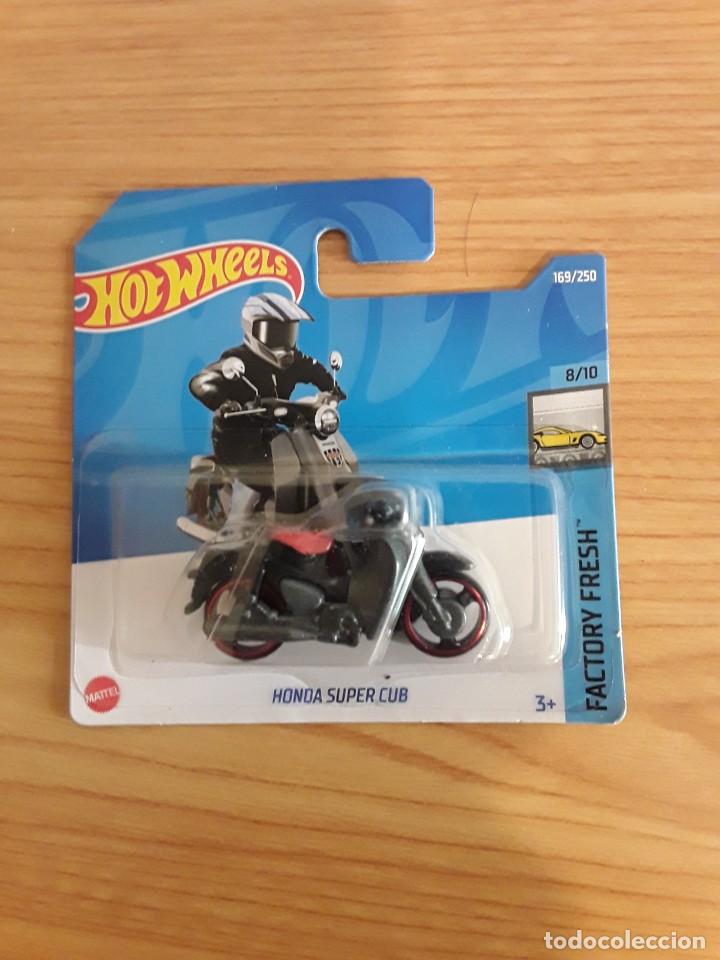 Coches a escala: Coche Hot Whells - Honda Super Cub