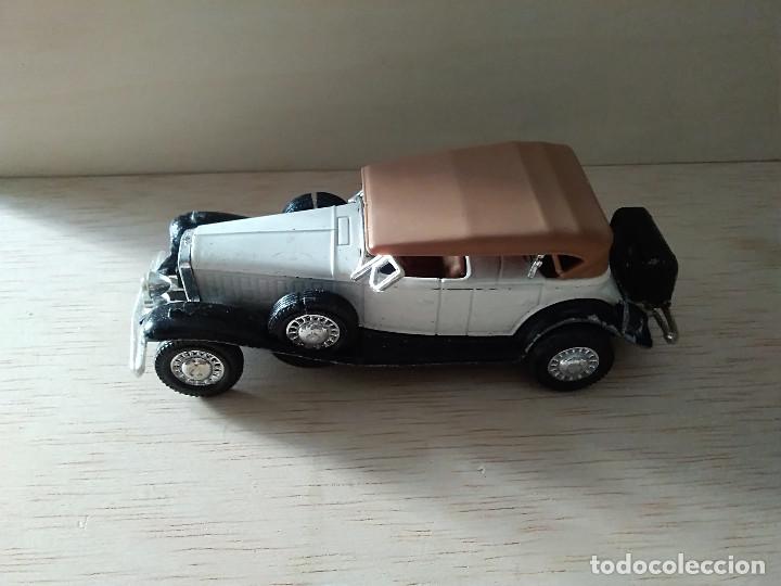 Coches a escala: COCHECADILLAC V 16 1932 GUISVAL