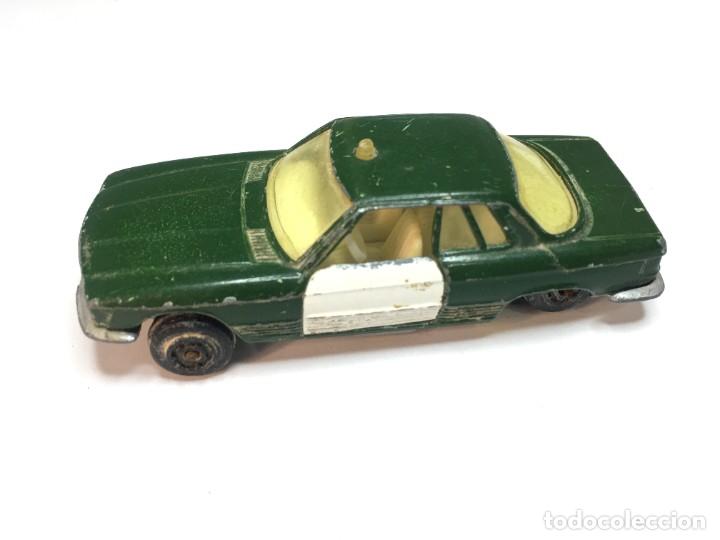 Coches a escala: MERCEDES 350 SL GUARDIA CIVIL DE GUISVAL