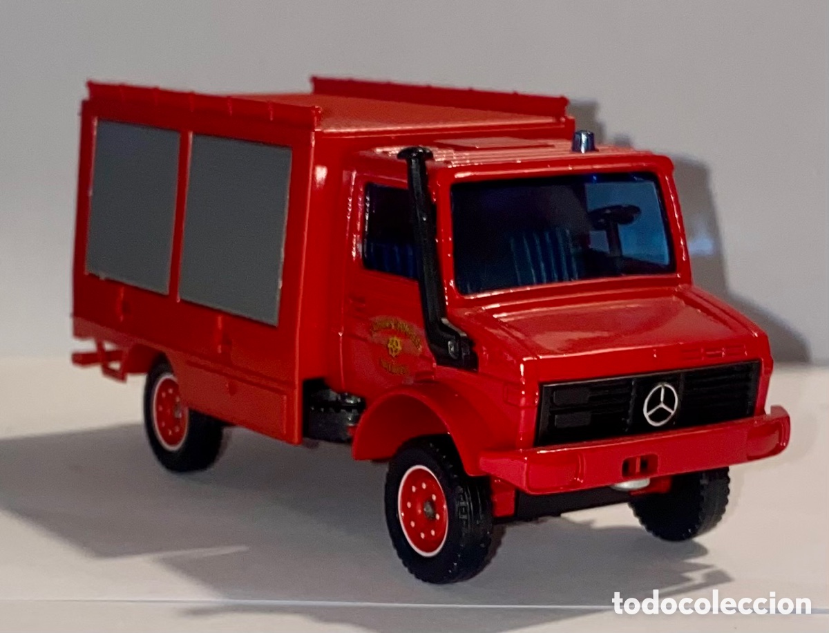 Miniature Solido Mercedes Unimog - 1/43 - Véhicule Militaire Vert - Avec Accessoires - 05/88
