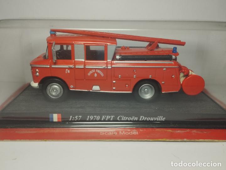 Coches a escala: CAMION BOMBEROS CITROEN DROUVILLE EDICIONES DEL PRADO UH 1,57 MUY BUENO EN SU CAJA