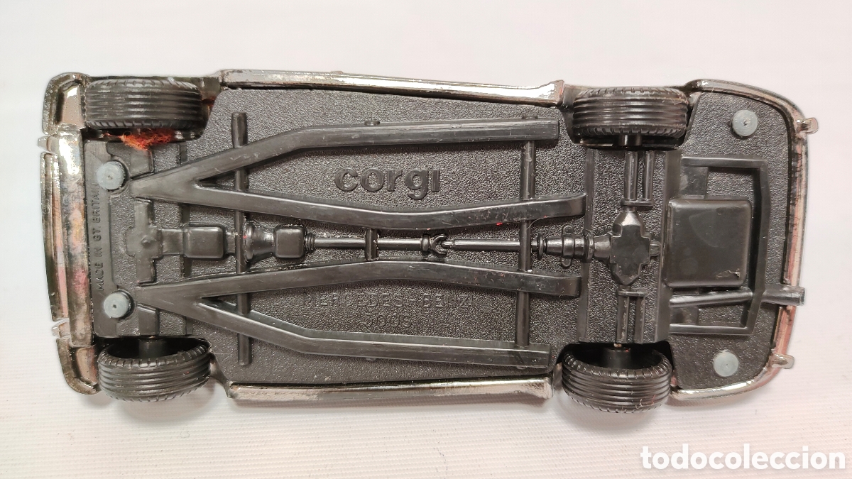 Coches a escala: Mercedes Benz 300 S de Corgi - Foto 2