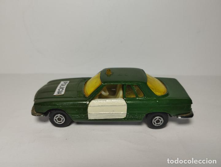 Coches a escala: MERCEDES BENZ 350 SL POLICIA GUARDIA CIVIL TRAFICO DE GUISVAL CAMPEON 1,64