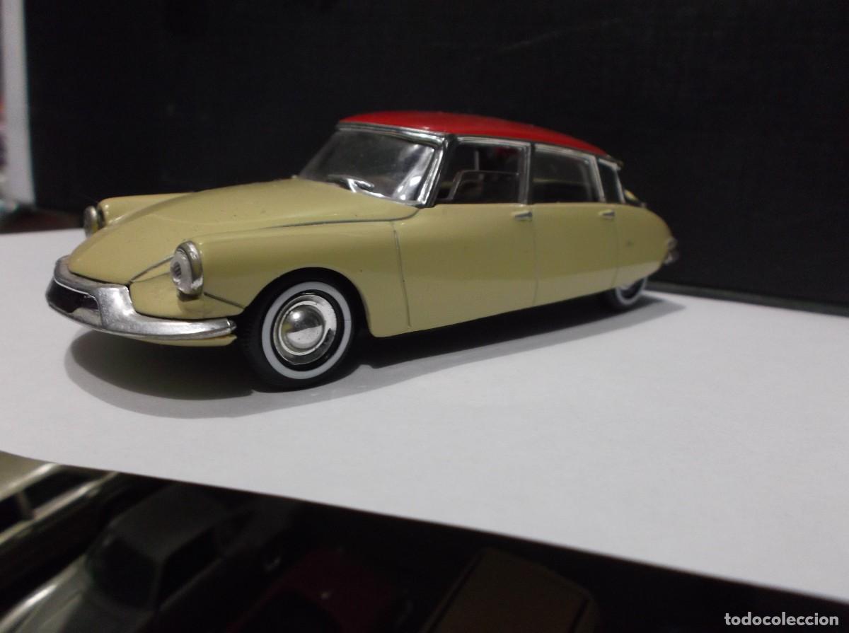Coches a escala: 48 - COCHE DE EPOCA EN MINIATURA - CITROEN 1956