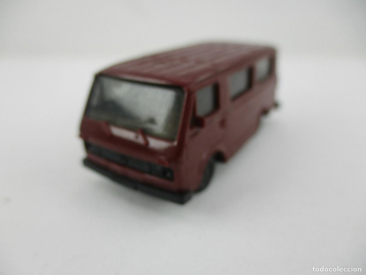 Coches a escala: COCHE ESCALA 1:87 REF B1 - Foto 1