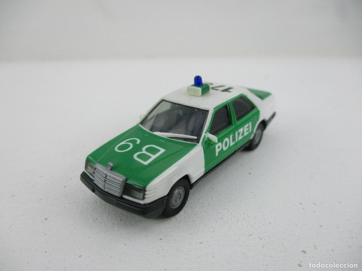 Coches a escala: COCHE ESCALA 1:87 REF B8 - Foto 1