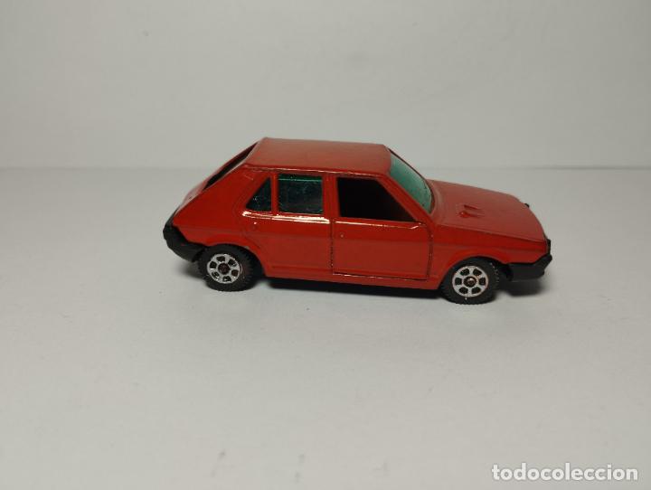 Coches a escala: SEAT RITMO DE GUILOY CHISPICAR 1,64 CON DEFECTO - Foto 1