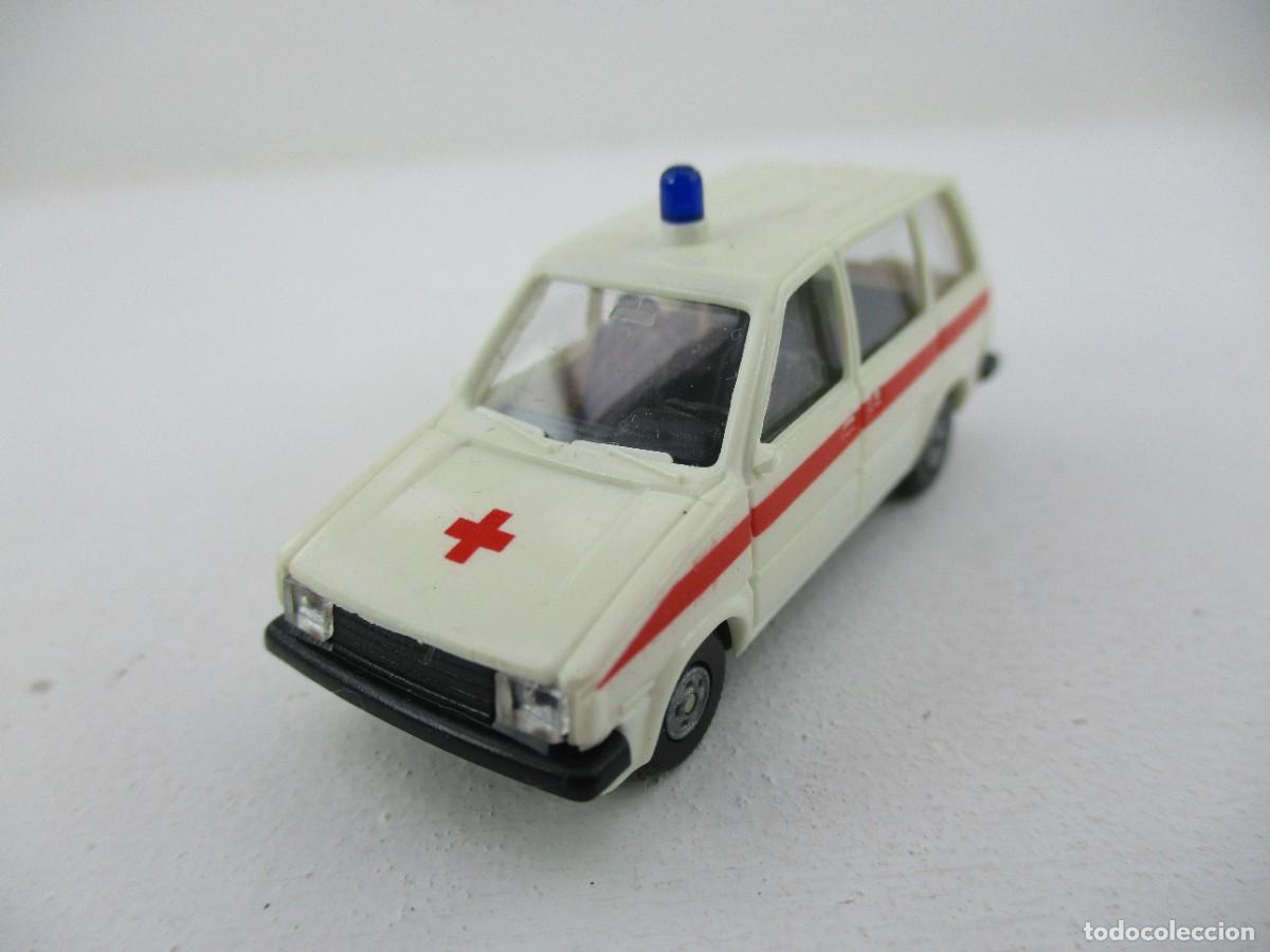 Coches a escala: COCHE ESCALA 1:87 REF RB - Foto 1