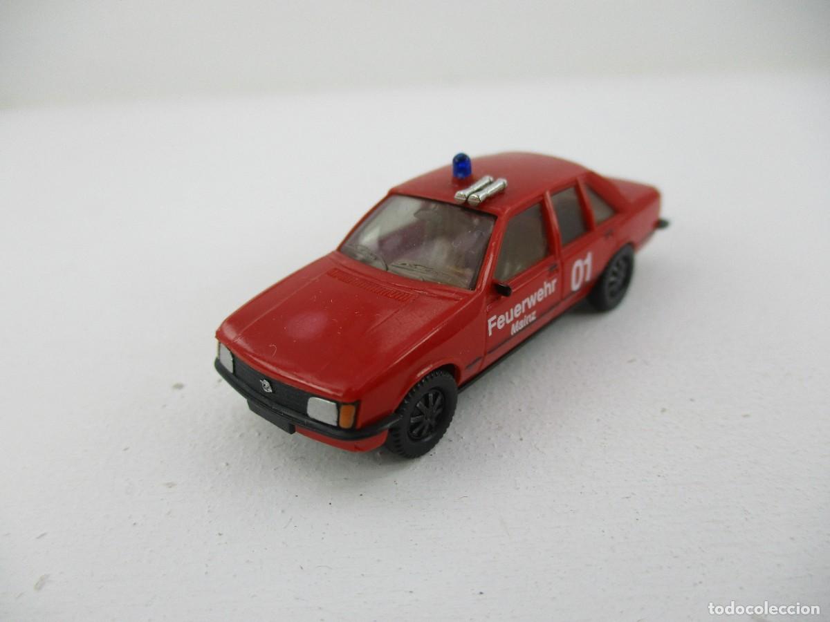 Coches a escala: COCHE ESCALA 1:87 REF RC - Foto 1