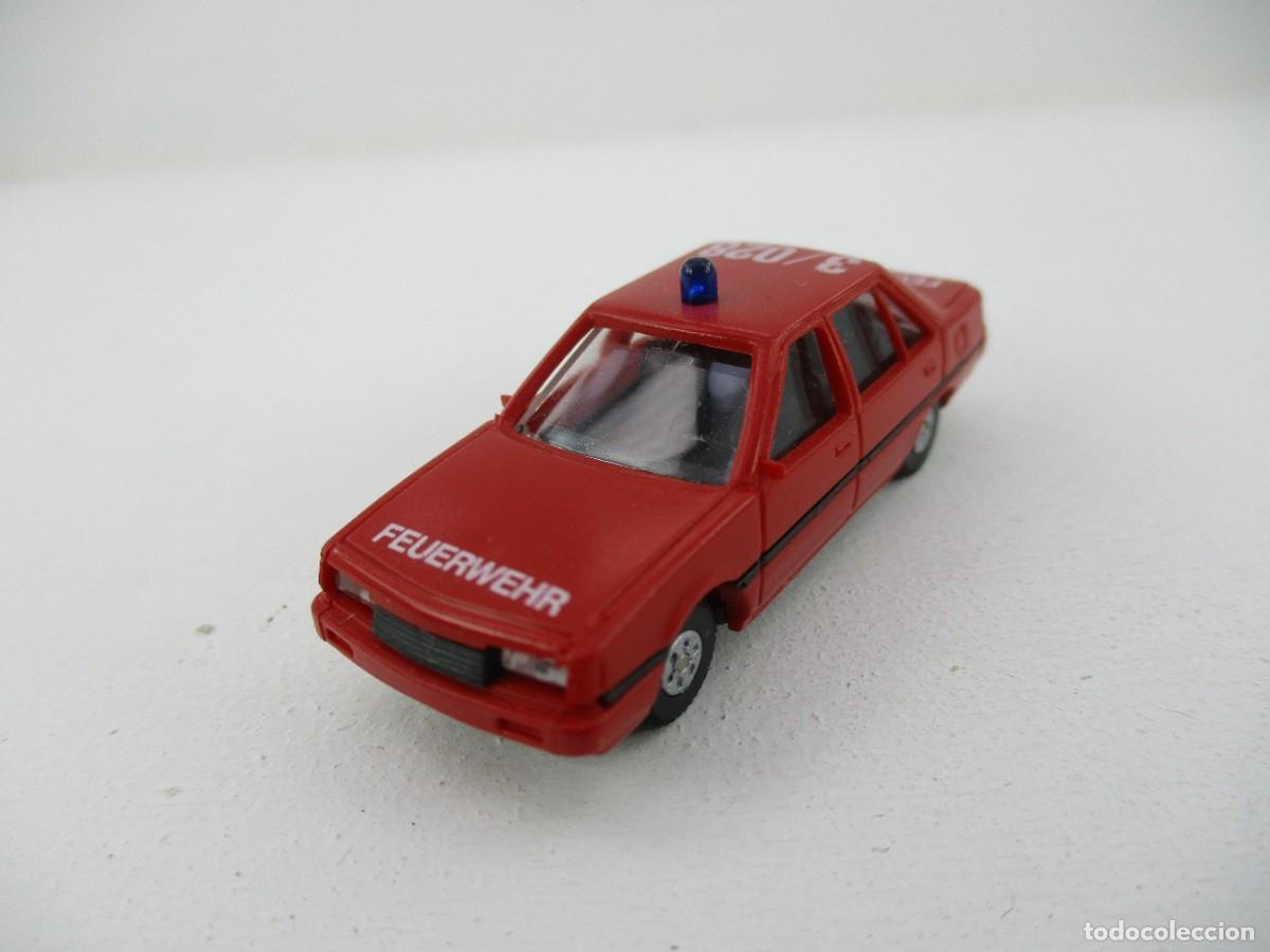 Coches a escala: COCHE ESCALA 1:87 REF RD - Foto 1