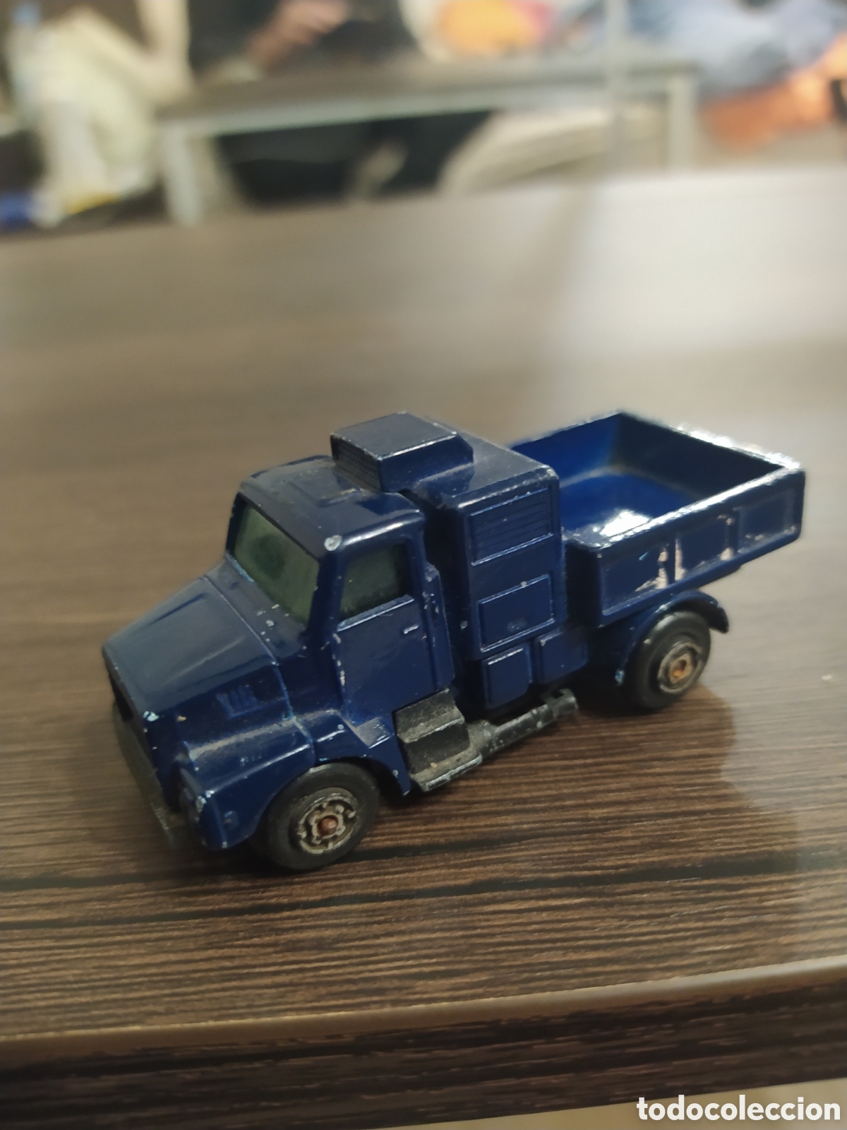 Coches a escala: Camioneta Volvo marca Guisval