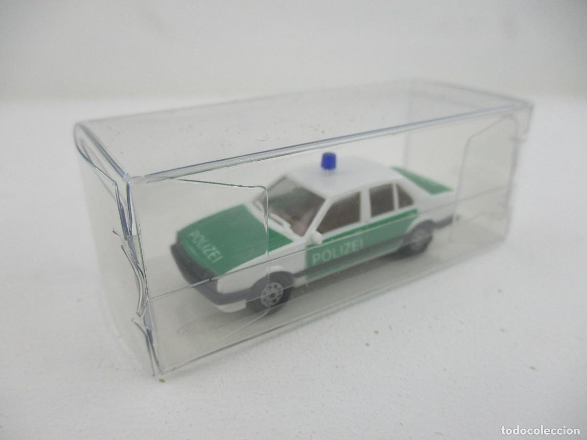 Coches a escala: COCHE ESCALA 1:87 REF SI - Foto 1