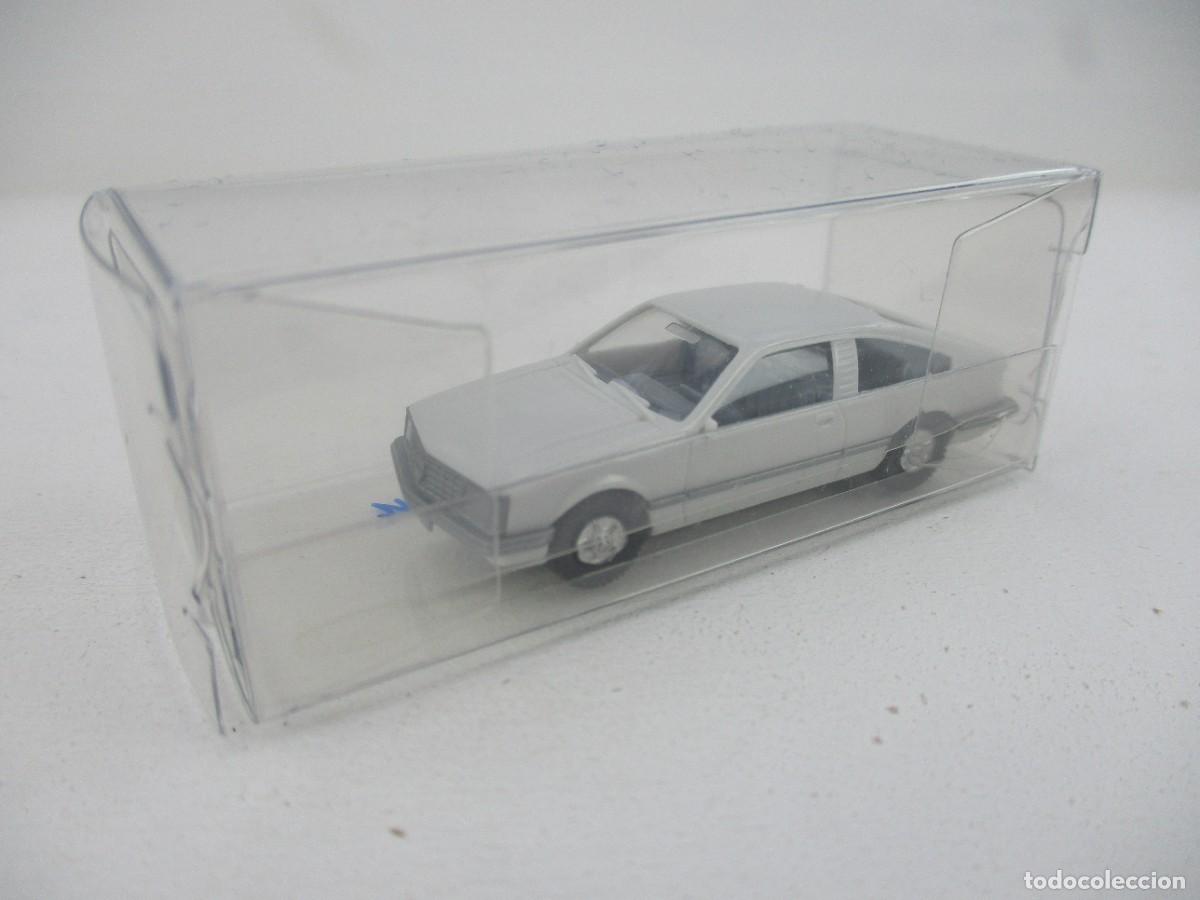 Coches a escala: COCHE ESCALA 1:87 REF SI - Foto 1