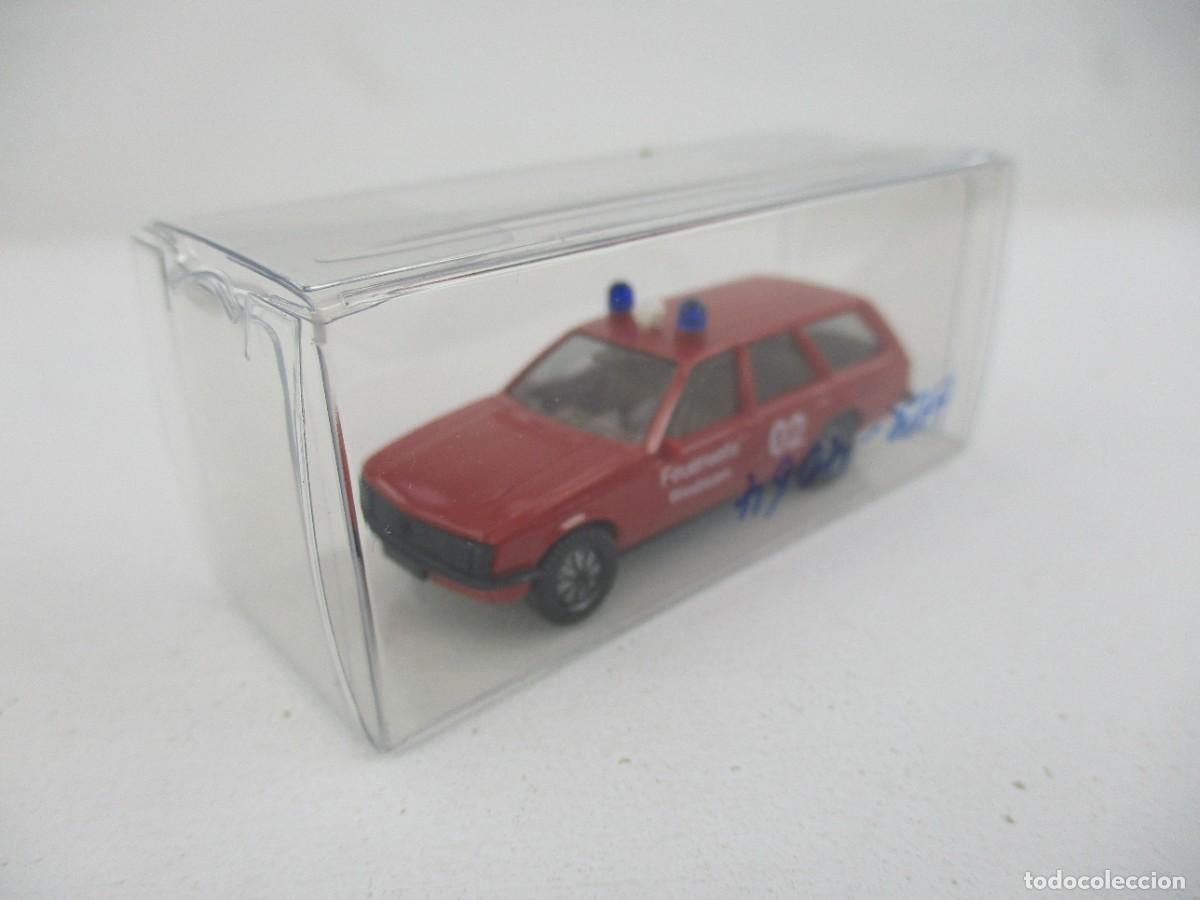 Coches a escala: COCHE ESCALA 1:87 REF SI - Foto 1
