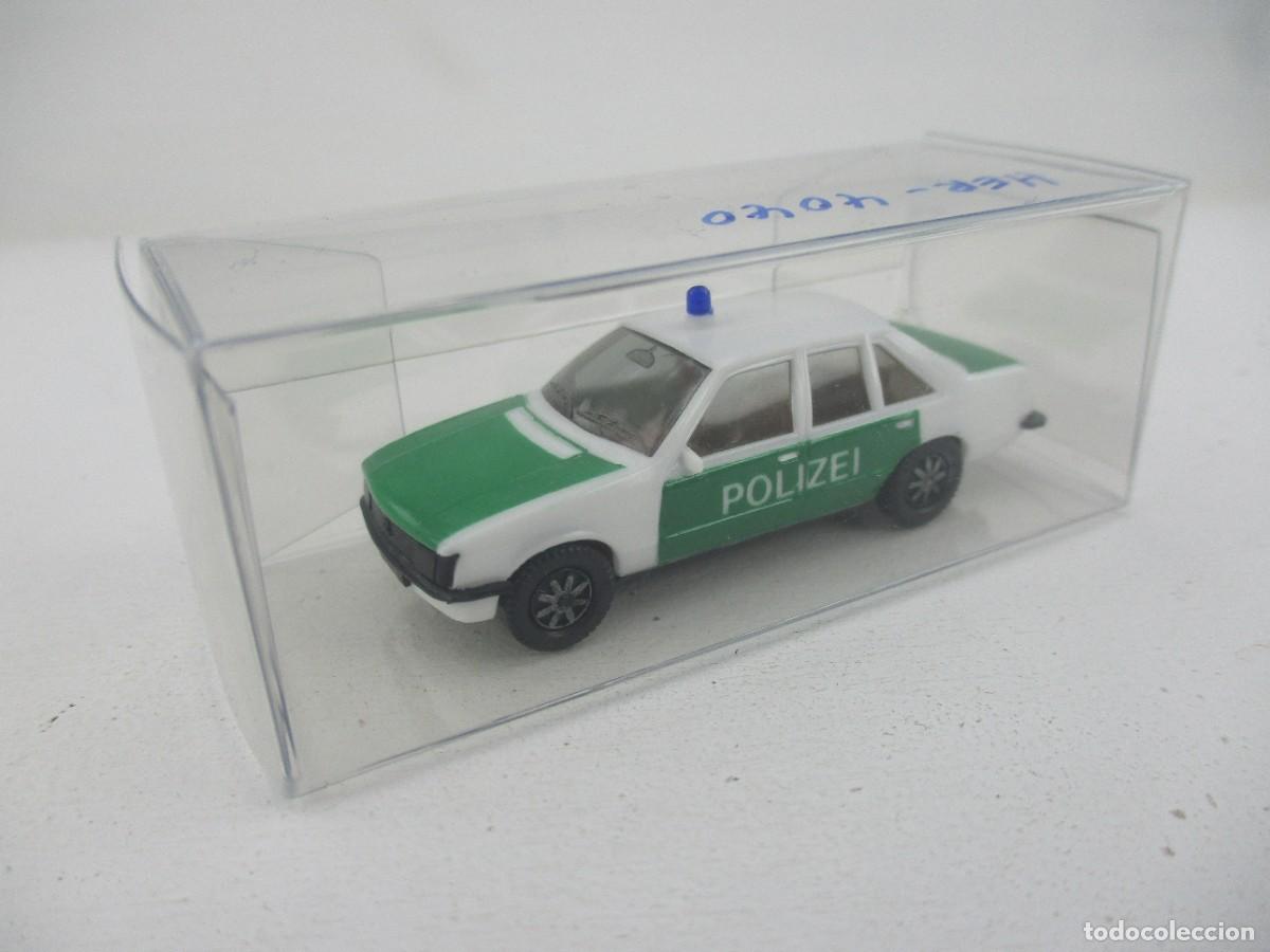 Coches a escala: COCHE ESCALA 1:87 REF SI - Foto 1
