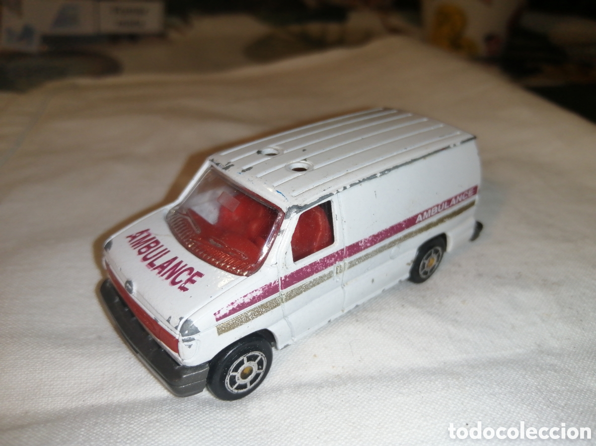 Coches a escala: AMBULANCIA MAJORETTE FORD - Foto 2