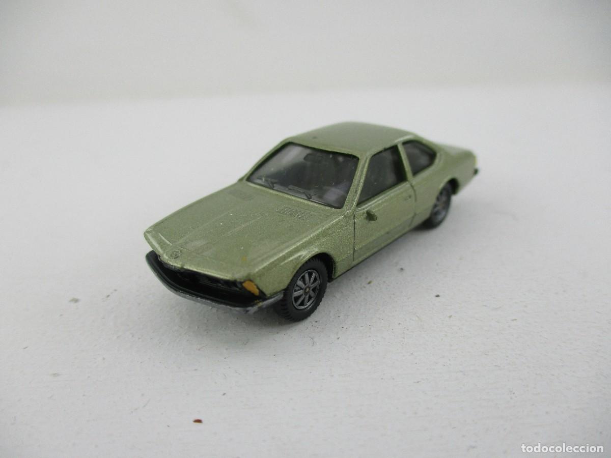 Coches a escala: COCHE ESCALA 1:87 REF B4 - Foto 1