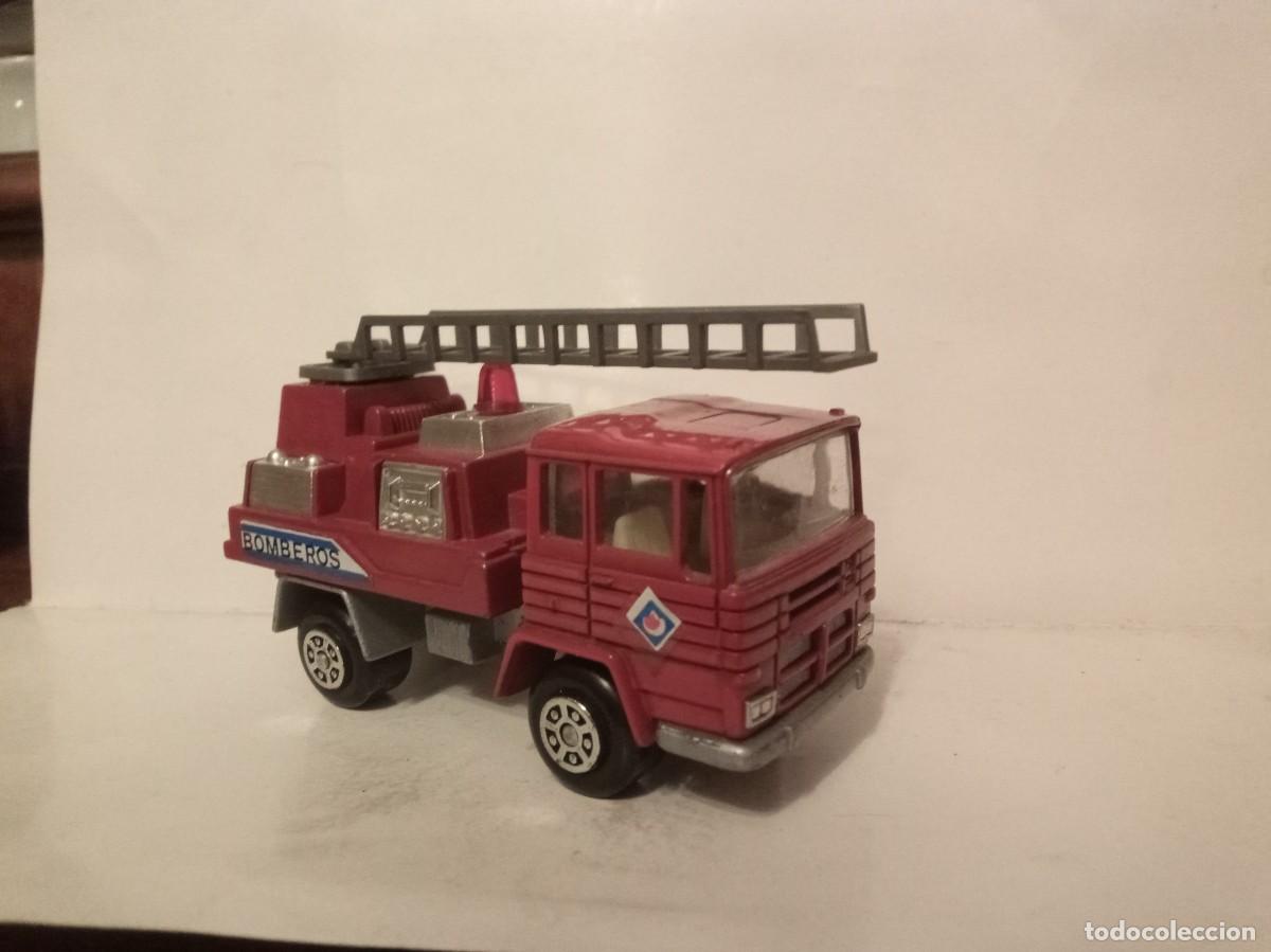 Coches a escala: Mira Pegaso bomberos - Foto 1
