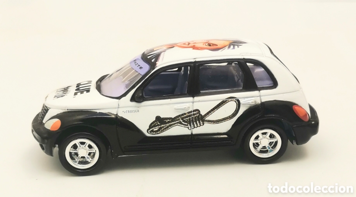 Coches a escala: CHRYSLER PT CRUISER / JOHNNY LIGHTNING / 1:64 APROX - Foto 2