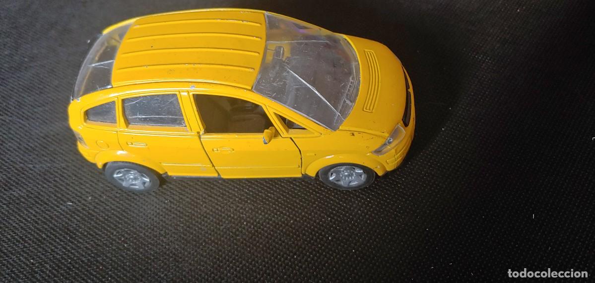 Coches a escala: COCHA METAL ,AMARILLO,DETERIORADO.12 CM - Foto 1
