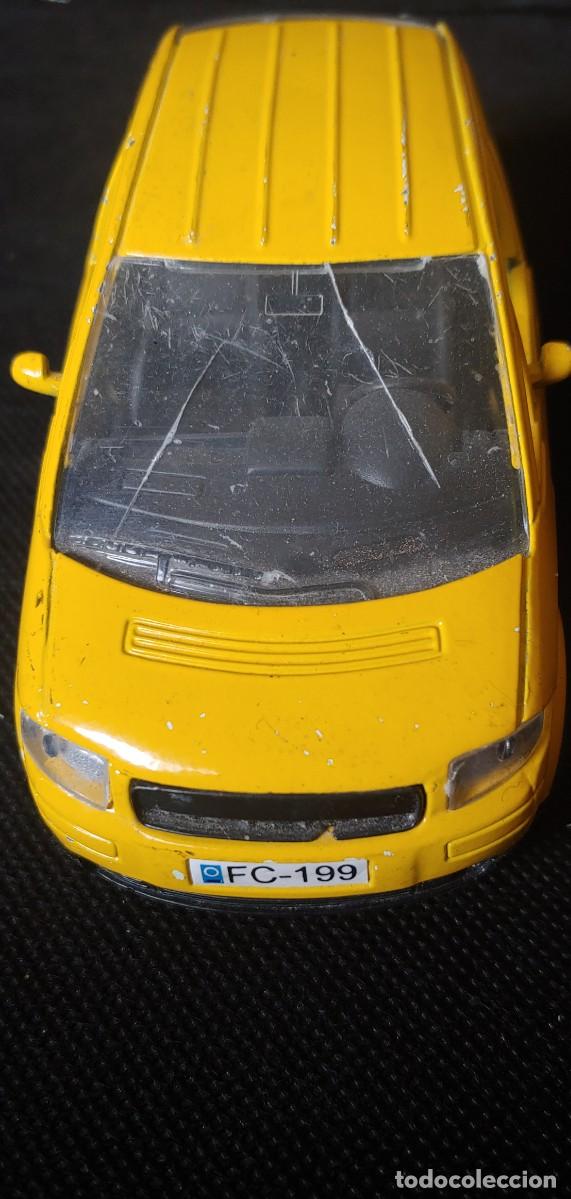Coches a escala: COCHA METAL ,AMARILLO,DETERIORADO.12 CM - Foto 3