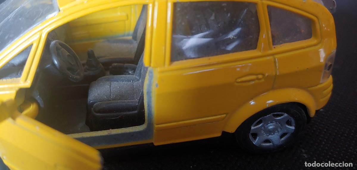 Coches a escala: COCHA METAL ,AMARILLO,DETERIORADO.12 CM - Foto 5