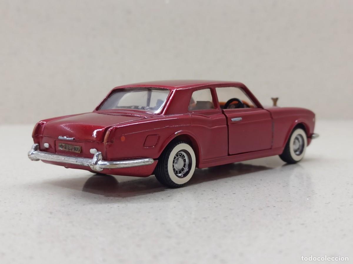 Coches a escala: ROLLS ROYCE CORNICHE BURDEOS CORGI TOYS - Foto 4