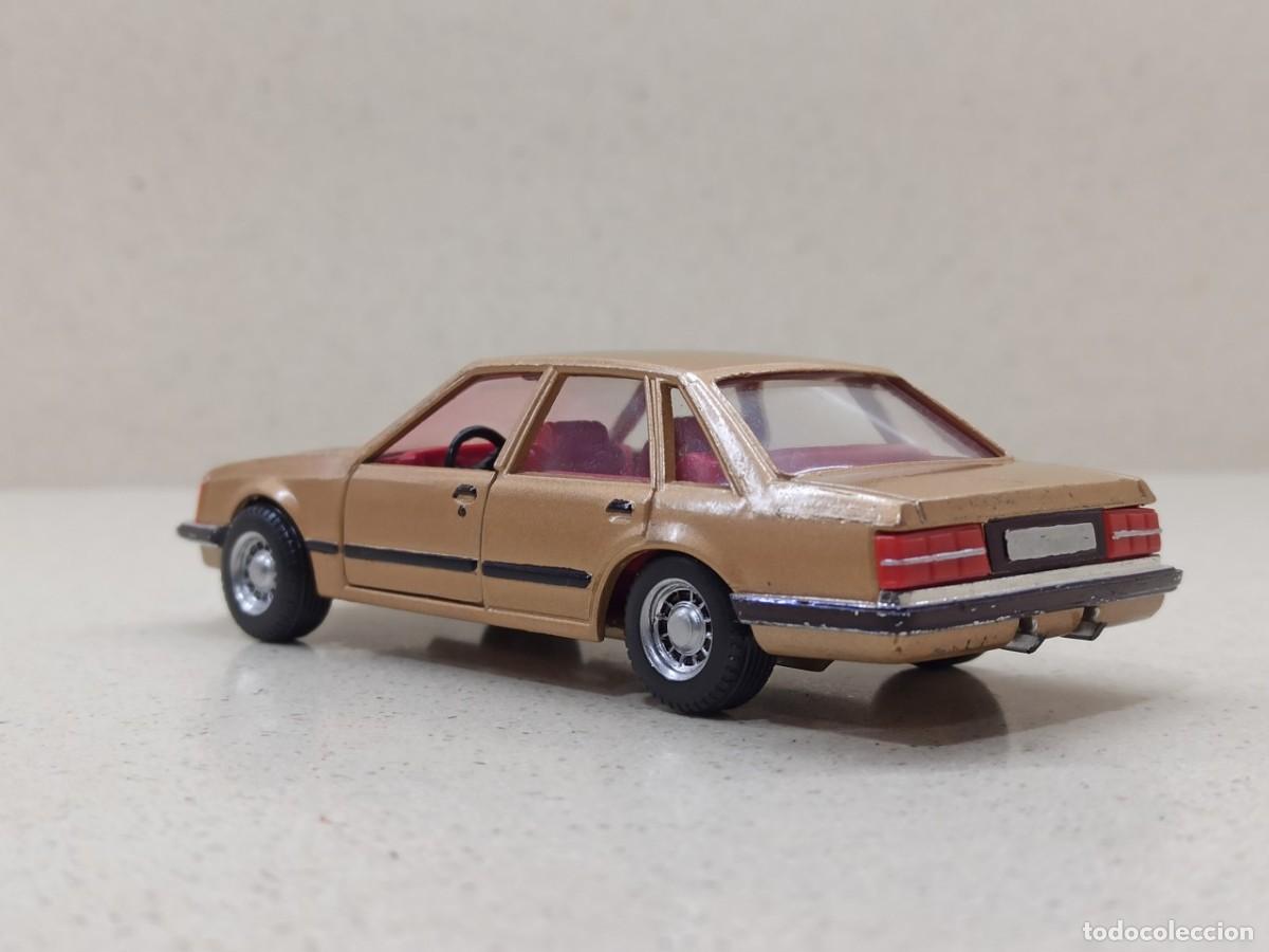 Coches a escala: OPEL SENATOR CORGI TOYS - Foto 3