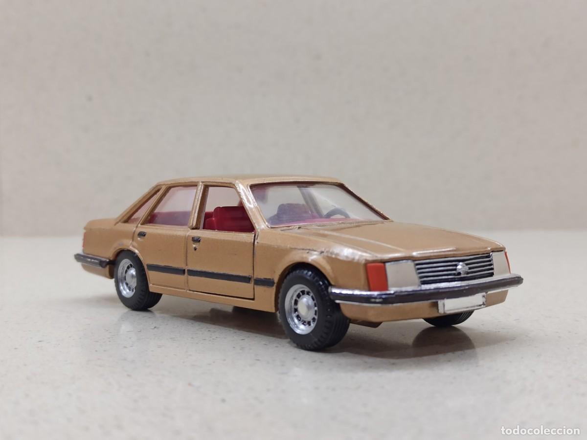 Coches a escala: OPEL SENATOR CORGI TOYS - Foto 5