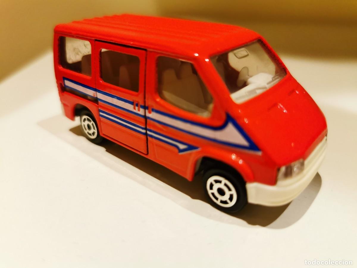 Coches a escala: Majorette Ford Transit 1/64 - Foto 1