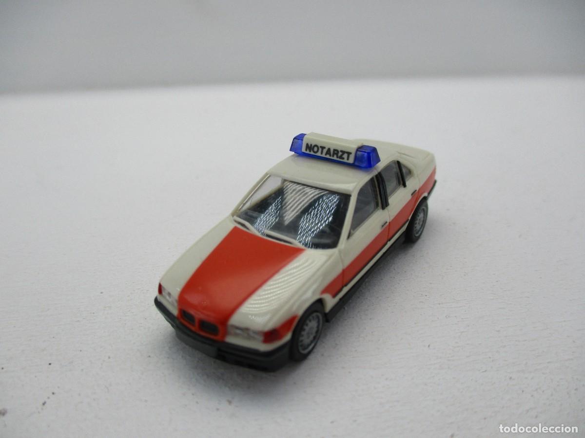 Coches a escala: COCHE ESCALA 1:87 REF B5 - Foto 1