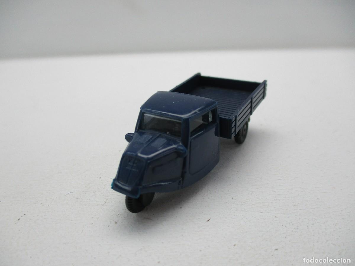 Coches a escala: COCHE ESCALA 1:87 REF B8 - Foto 1