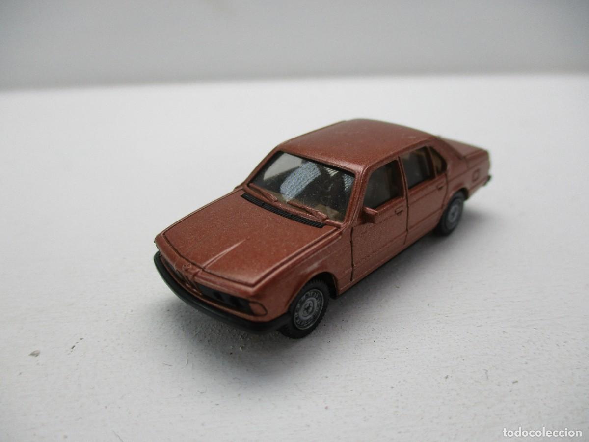Coches a escala: COCHE ESCALA 1:87 REF B9 - Foto 1