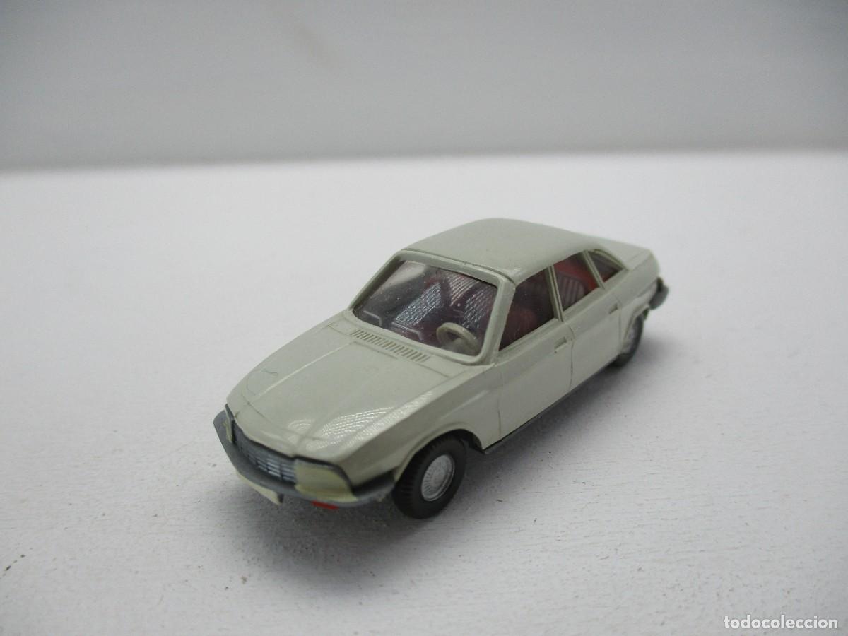 Coches a escala: COCHE ESCALA 1:87 REF B12 - Foto 1