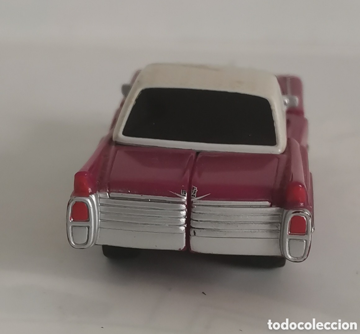 Coches a escala: CADILLAC COUPE DEVILLE-TRANSFORMABLE EN ROBOT / 8,5 CM / MAISTO - Foto 3