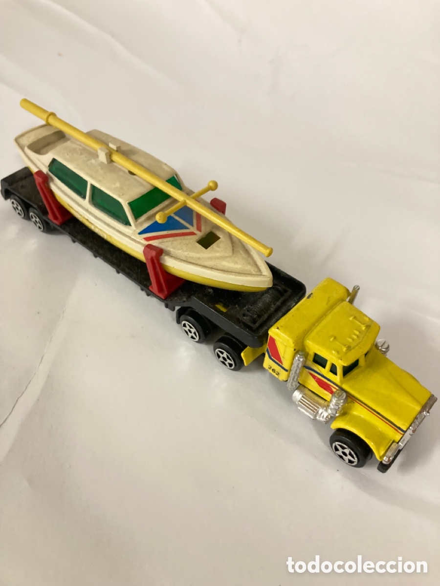 Coches a escala: Cami&oacute;n miniatura con remolque , marca Guisval