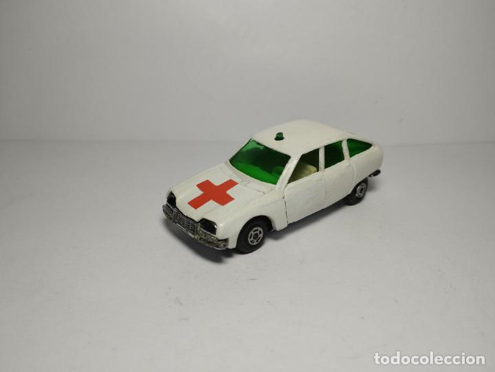 Coches a escala: CITROEN GS AMBULANCIA CRUZ ROJA GUISVAL CAMPEON 1,64